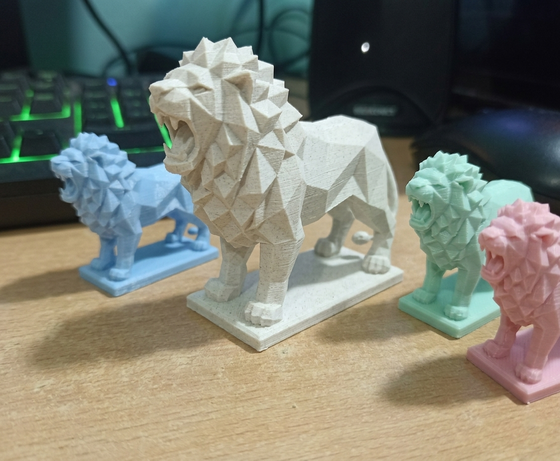 Low Poly Lion (Free To Sell) preview