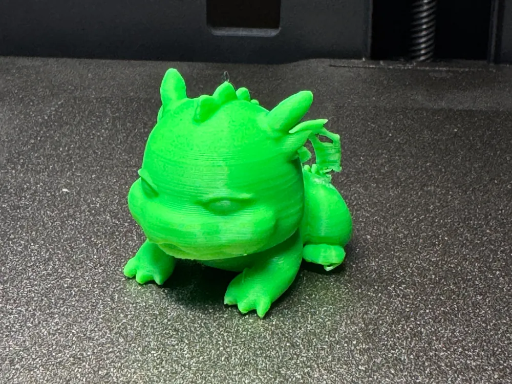 Tiny cute dragon (free to sell!) preview