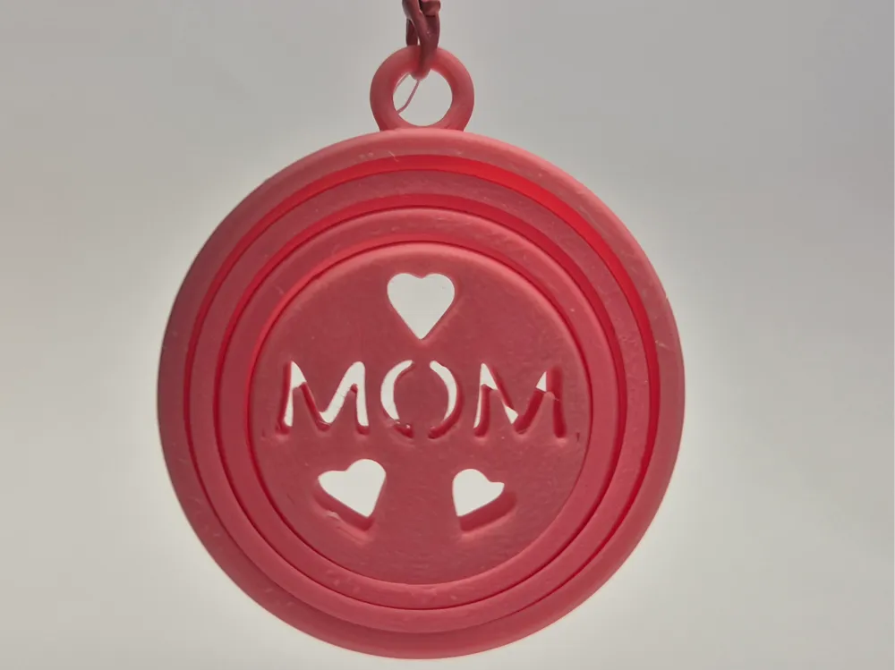 I love MOM fidget / keychain Free to sell preview