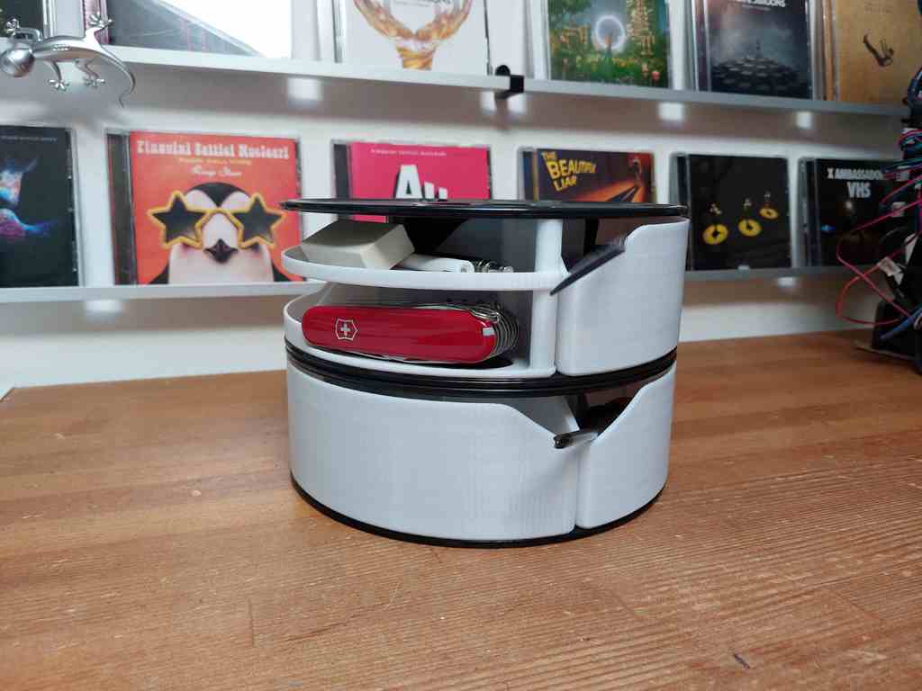 Spool holder desk organizer preview