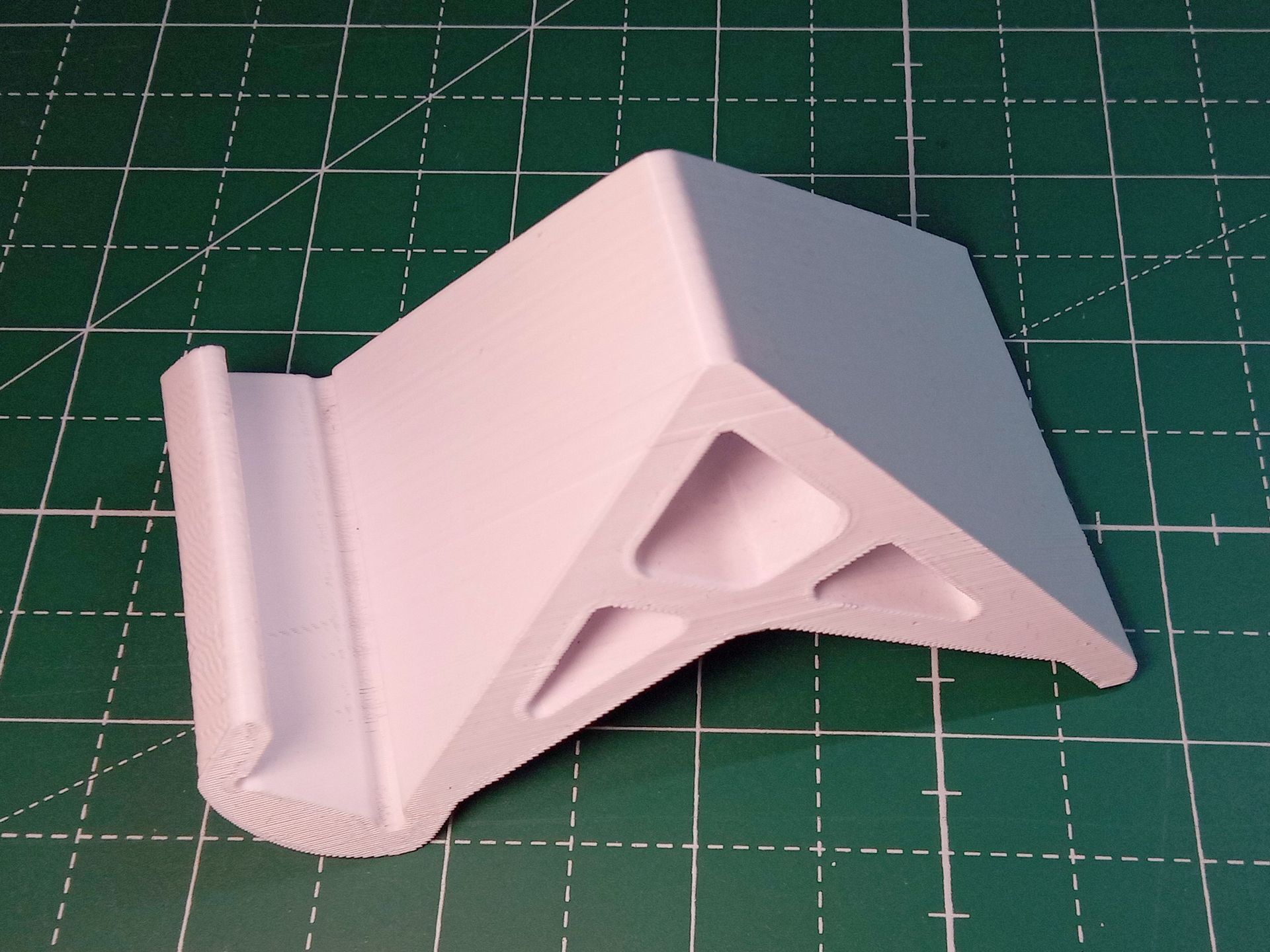 Phone stand preview